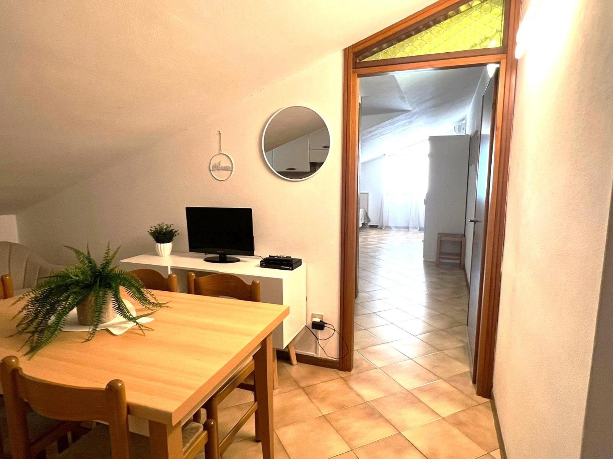 Apartment Adria Family Apartments: Beachside Comfort In *